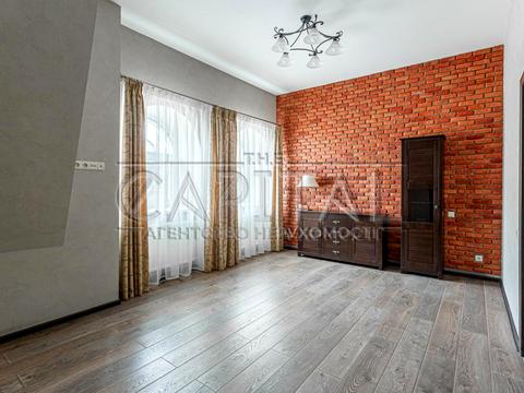 коммерческая по адресу Воздвиженская ул., 42