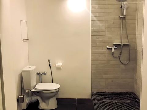 коммерческая по адресу Князей Острожских ул. (Московська), 46/2