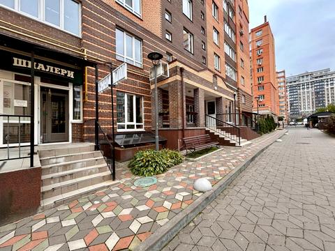 комерційна за адресою Лісова вул., 50