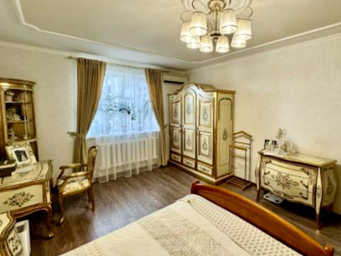 квартира за адресою Володимира Антоновича вул. (Свердлова), 26