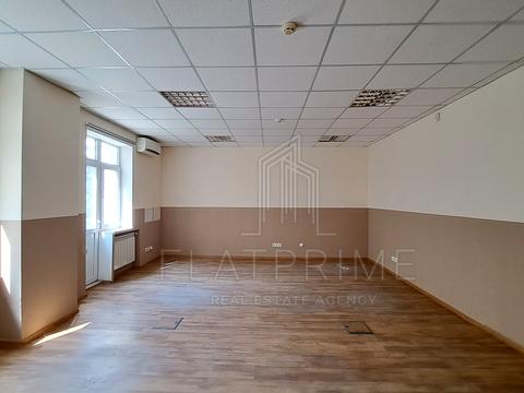 комерційна за адресою Глибочицька вул., 40-А