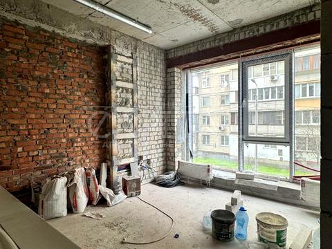 комерційна за адресою Левка Лук'яненка вул. (Маршала Тимошенка), 21/2