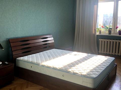 квартира за адресою Саперно-Слобідська вул., 8