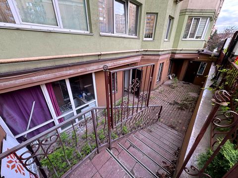 коммерческая по адресу Боголюбова ул., 16