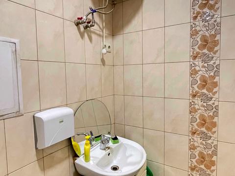 комерційна за адресою Миколи Сингаївського вул. (Ново-Оскольська), 8-Б