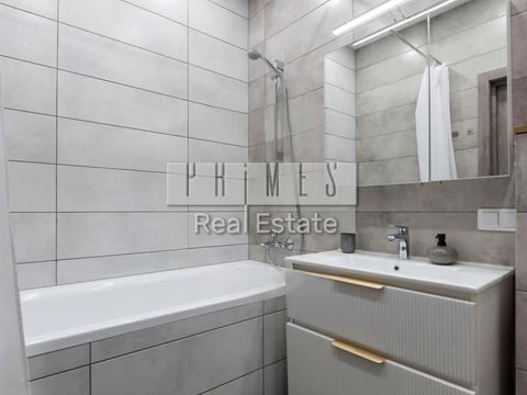 квартира за адресою Джона Маккейна вул. (Івана Кудрі), 1-Б