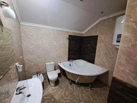 будинок за адресою Валентини Чайки вул.