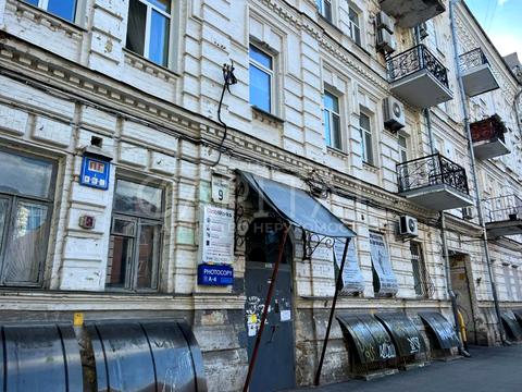 коммерческая по адресу Панаса Мирного ул., 1