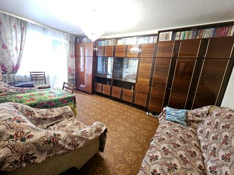 квартира за адресою Каштанова вул., 8