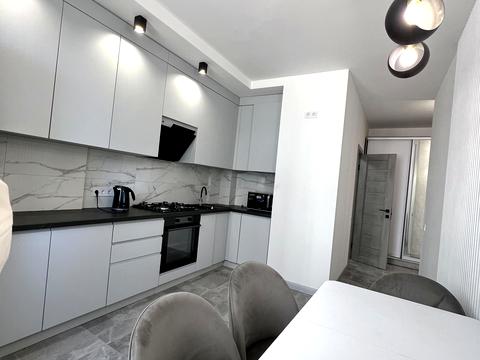 квартира за адресою Джорджа Вашингтона вул. (Батальна), 4