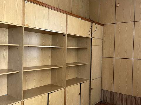 комерційна за адресою Степана Чобану вул. (Добровольського), 1