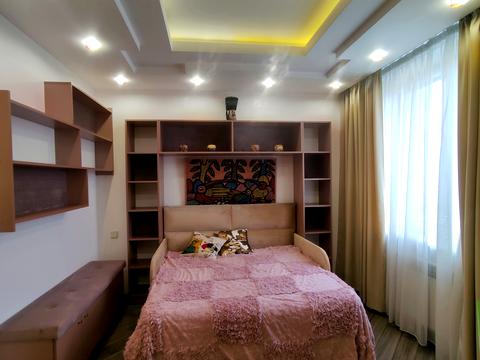 квартира за адресою Саперно-Слобідська вул., 10