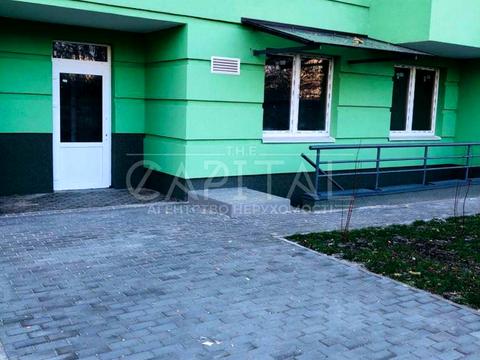 коммерческая по адресу Любомира Гузара просп. (Космонавта Комарова), 1