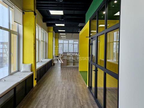комерційна за адресою Борщагівська вул., 154