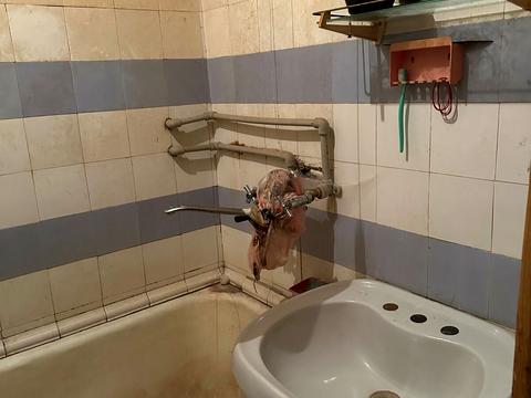 квартира за адресою Космонавтів вул., 5а