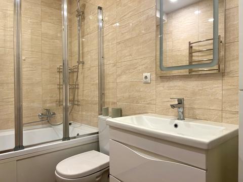 квартира за адресою Роксоляни вул., 43б