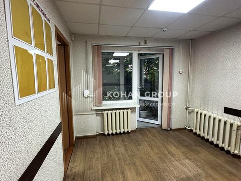 коммерческая по адресу Каменецкая ул., 84