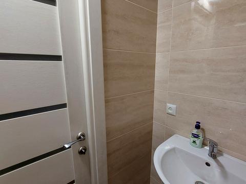 квартира за адресою Академіка Корольова вул., 82