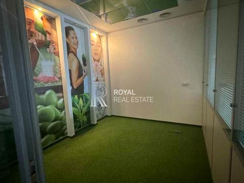 комерційна за адресою Почайнинська вул., 12-Б