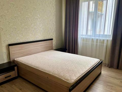 квартира за адресою Джона Ленона вул., 8