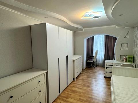 квартира за адресою Відродження просп., 7
