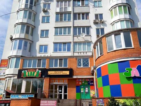 комерційна за адресою площа Шевченка, 3