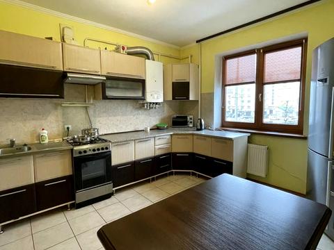 квартира за адресою Тичини, 2