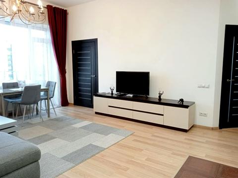 квартира за адресою Дмитра Яворницького просп. (Карла Маркса), 5