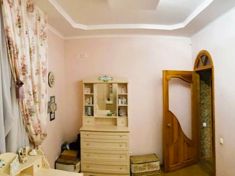 квартира за адресою Пилипа Орлика вул. (Паризької Комуни), 1