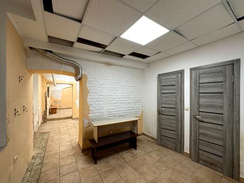 комерційна за адресою Шота Руставелі вул., 20