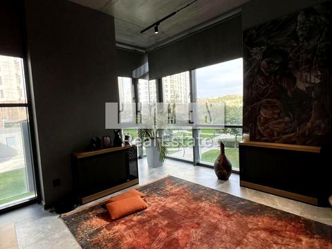 комерційна за адресою Андрія Верхогляда вул. (Михайла Драгомирова), 19-Б