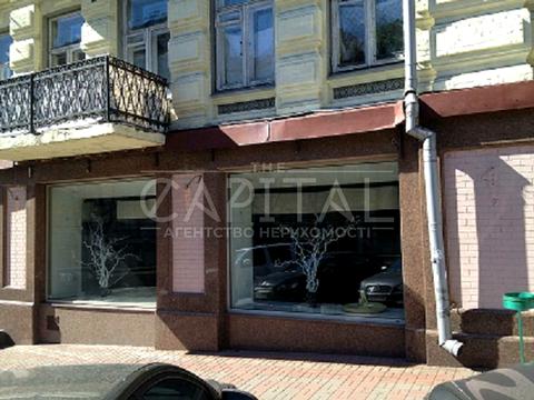 комерційна за адресою Антоновича вул. (Горького), 14