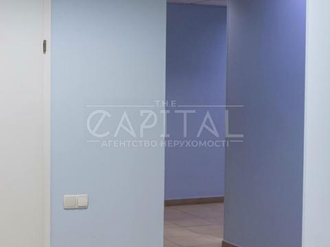 комерційна за адресою Харківське шосе, 175
