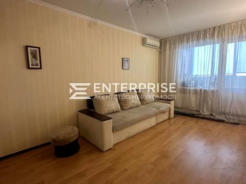 квартира за адресою Академіка Заболотного вул., 56