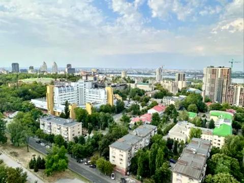 квартира по адресу Дмитрия Яворницкого просп. (Карла Маркса), 3