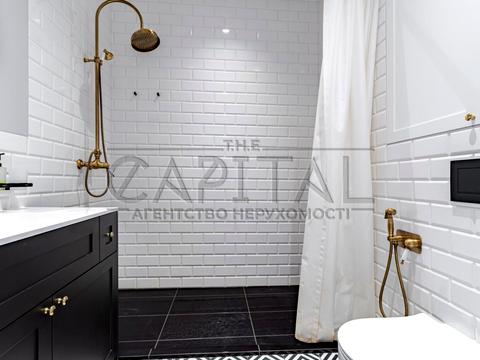 будинок за адресою Свободи