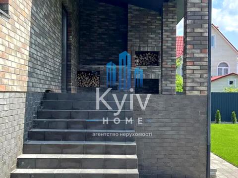 будинок за адресою Соборна вул. ()