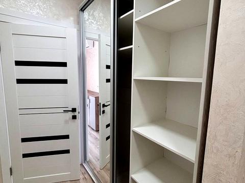 квартира за адресою ясна, 12