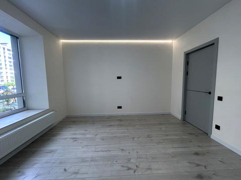 квартира за адресою Олександра Довженка вул., 5