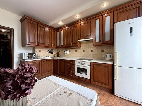 квартира за адресою Регенераторна вул., 4 к1