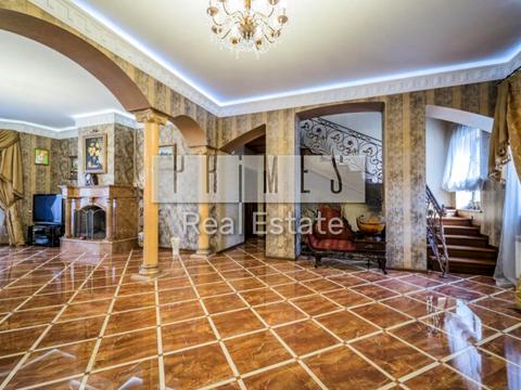 будинок за адресою Ярослава Мудрого вул.