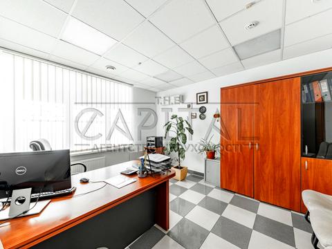 коммерческая по адресу Болсуновская ул. (Сергея Струтинского), 8