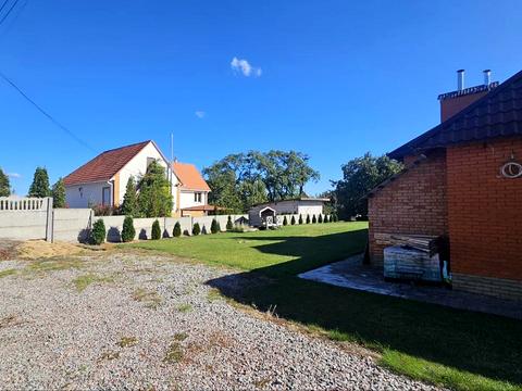 будинок за адресою Садова вул., 11