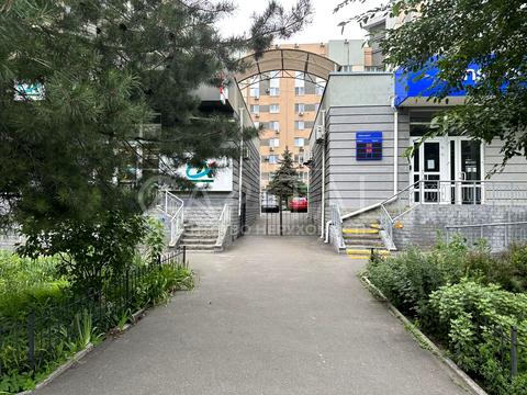 коммерческая по адресу Раисы Окипной ул., 1