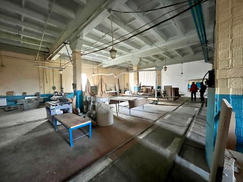 комерційна за адресою Набережна Заводська вул., 7