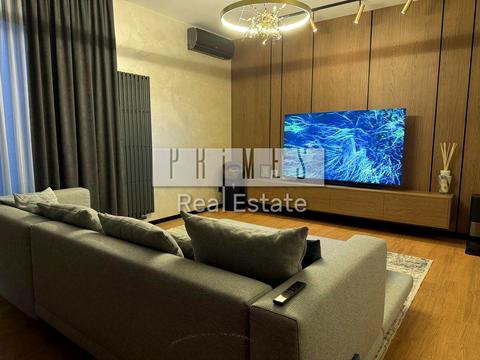 будинок за адресою Анни Ярославни вул.