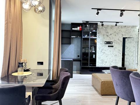 квартира по адресу Практичная ул., 3