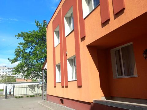 комерційна за адресою Водопровідна вул., 20