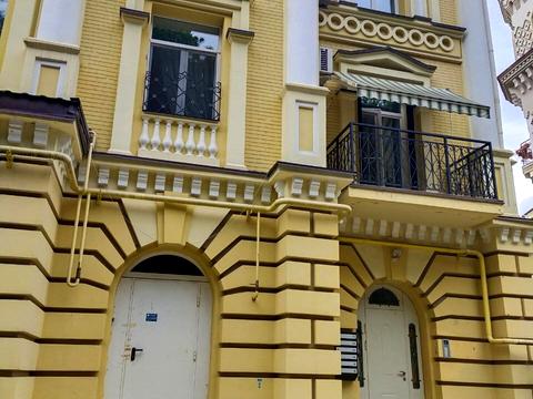 квартира за адресою Воздвиженська вул., 16-Б