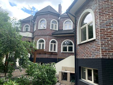 будинок за адресою Павла Загребельного вул. (Миколи Раєвського), 11а